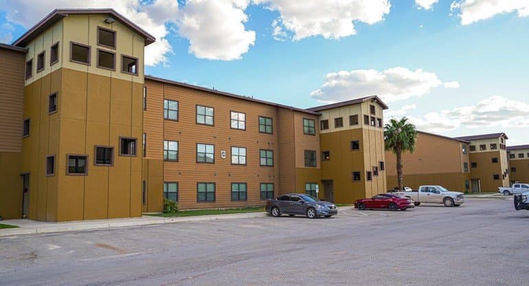 La Villita Apartments