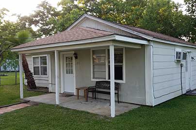 Blue Collar Housing - Hotel alternative for those working on the road